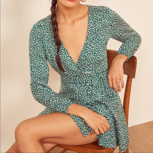 Reformation green splatter “fuchsia” long sleeve wrap mini dress - Picture 3 of 4